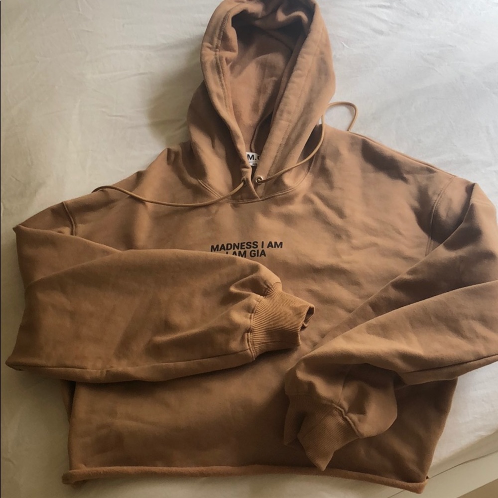 I AM GIA Madness Crop